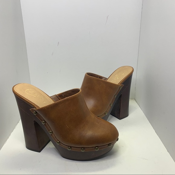 candies platform clogs